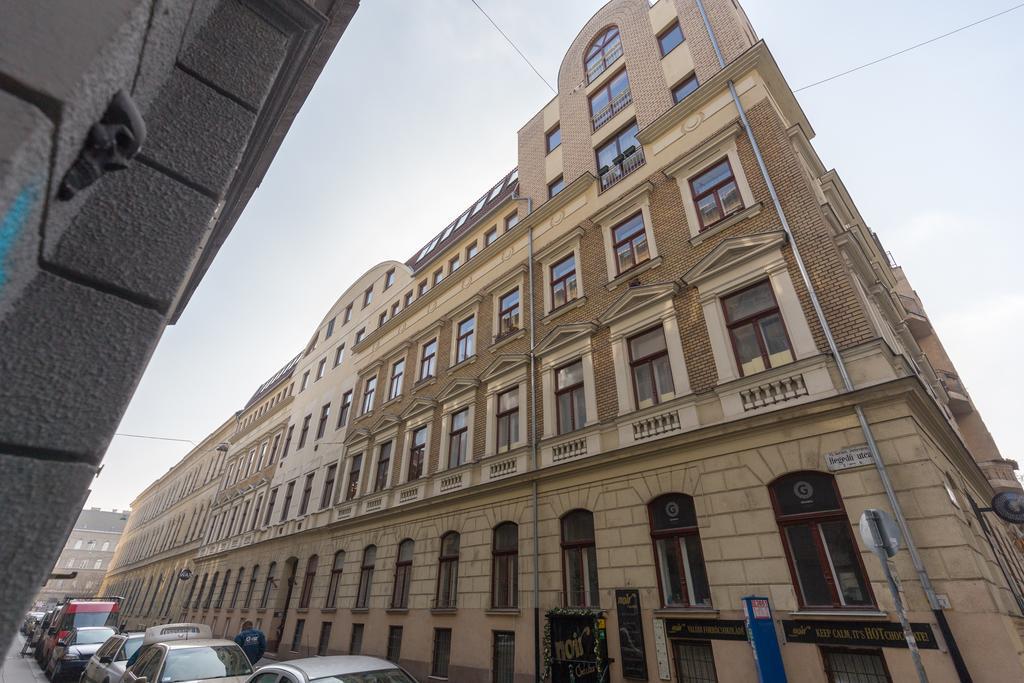 Real Apartments Hegedu Budapest Eksteriør billede